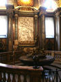 Beeldnr : 1 van 30
Naam : 05071303.jpg
Folder : fotos/jaren-200x/2005-2/rome/13-juli/
Formaat : 600 x 800px
Thumb : 90 x 120px
Richting : Portret
Bloknr : 1 van 1
Beeldnrs : 1 tm 30
Beelden in blok : 30