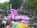 Beeldnr : 24 van 72
Naam : P1070018.jpg
Folder : fotos/jaren-201x/2010-2/canal-parade/7-aug/
Formaat : 800 x 600px
Thumb : 120 x 90px
Richting : Landschap
Bloknr : 1 van 2
Beeldnrs : 1 tm 50
Beelden in blok : 50