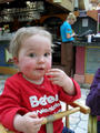 Beeldnr : 37 van 143
Naam : 2010-05-15_11654.jpg
Folder : fotos/jaren-201x/2010-2/esmee/mei/
Formaat : 600 x 800px
Thumb : 90 x 120px
Richting : Portret
Bloknr : 1 van 3
Beeldnrs : 1 tm 50
Beelden in blok : 50